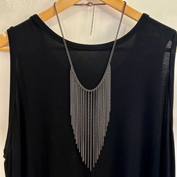 Curb chain curtain necklace. - Picture 2 of 8